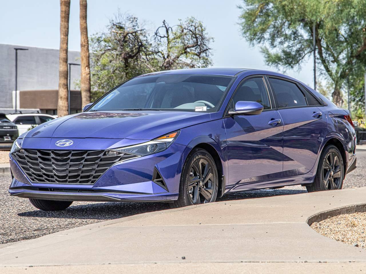 2023 Hyundai Elantra SEL — Sedan — 18,665 mi — Phoenix, AZ