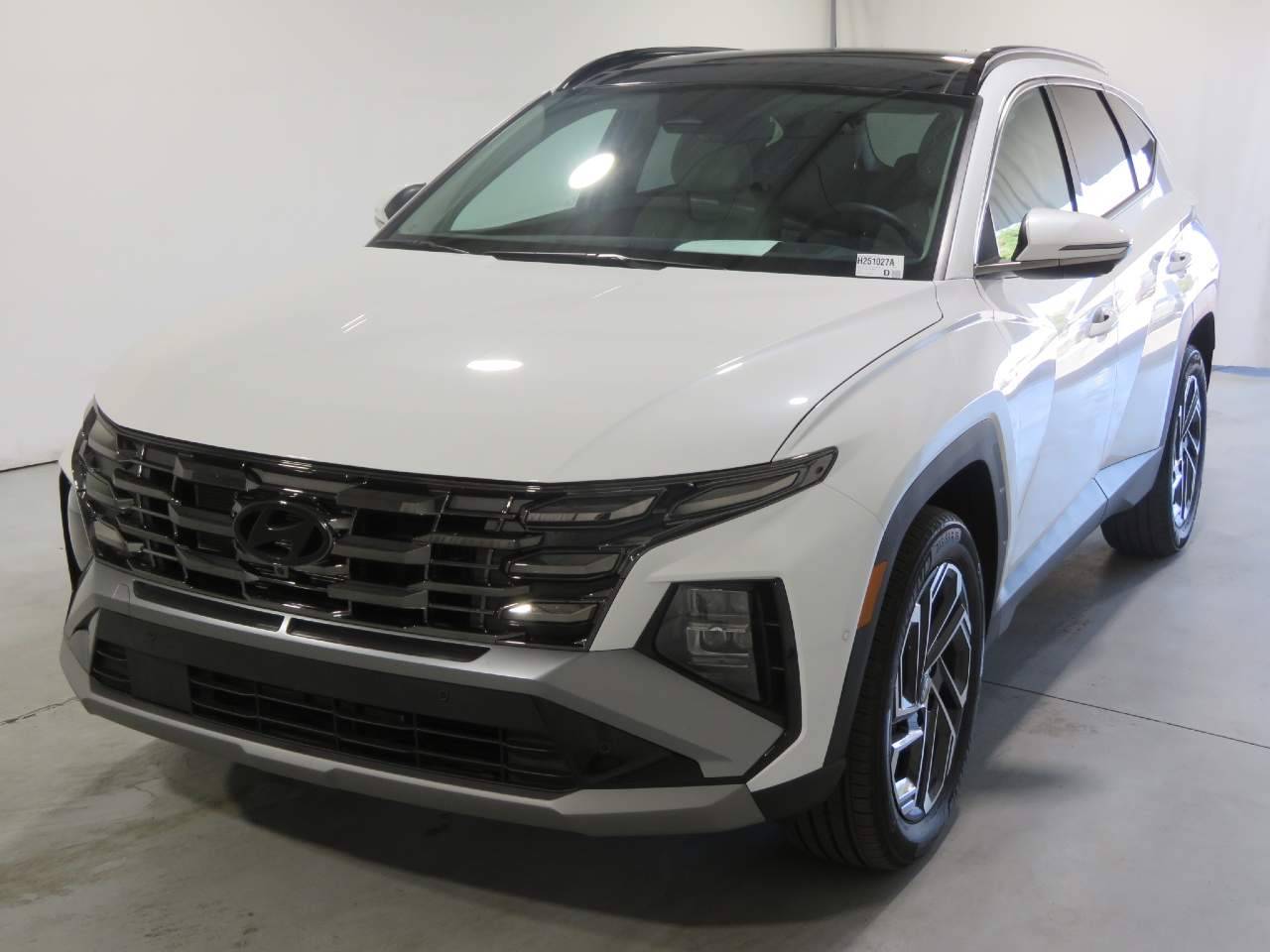 2025 Hyundai Tucson Hybrid Limited — SUV — 898 mi — Phoenix, AZ