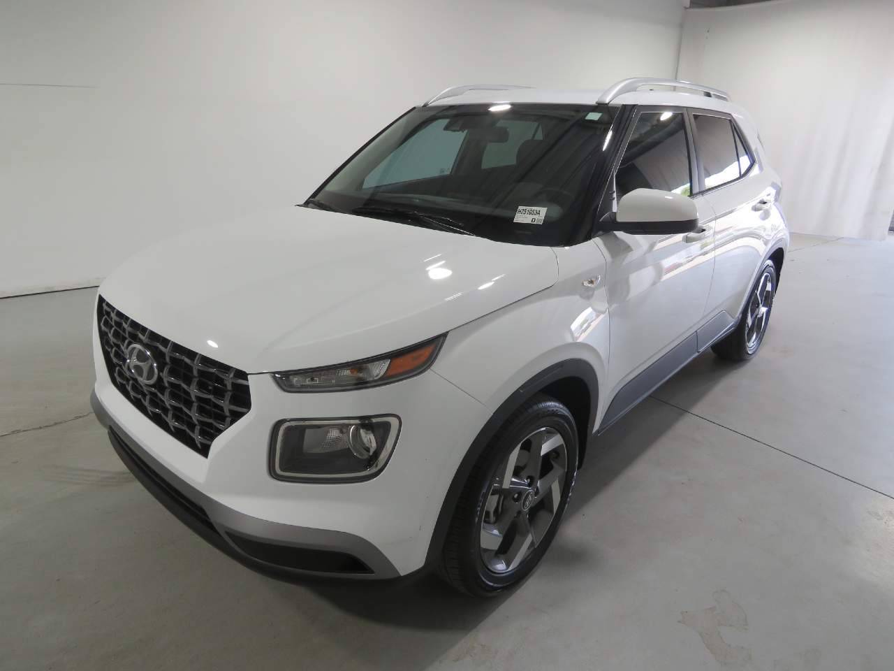 2021 Hyundai Venue SEL — SUV — 19,243 mi — Phoenix, AZ