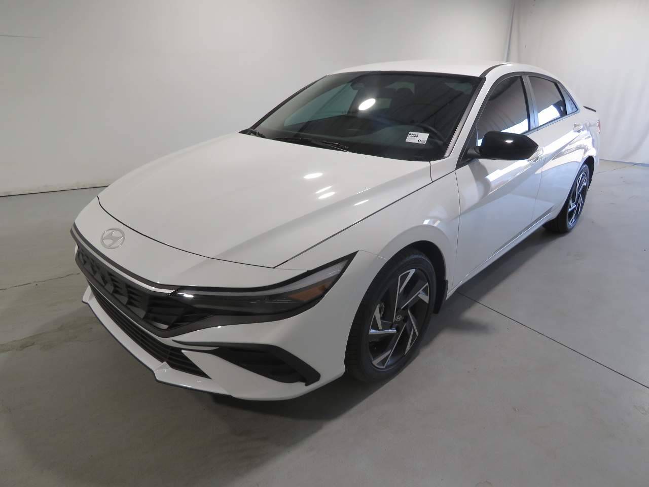 2025 Hyundai Elantra SEL Sport — Sedan — 1,227 mi — Phoenix, AZ