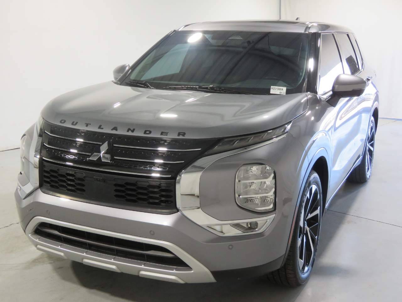 2022 Mitsubishi Outlander SE — SUV — 30,445 mi — Phoenix, AZ