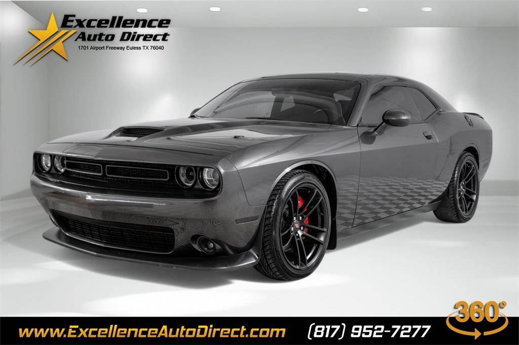2021 Dodge Challenger R/T — Coupe — 61,028 mi — Euless, TX
