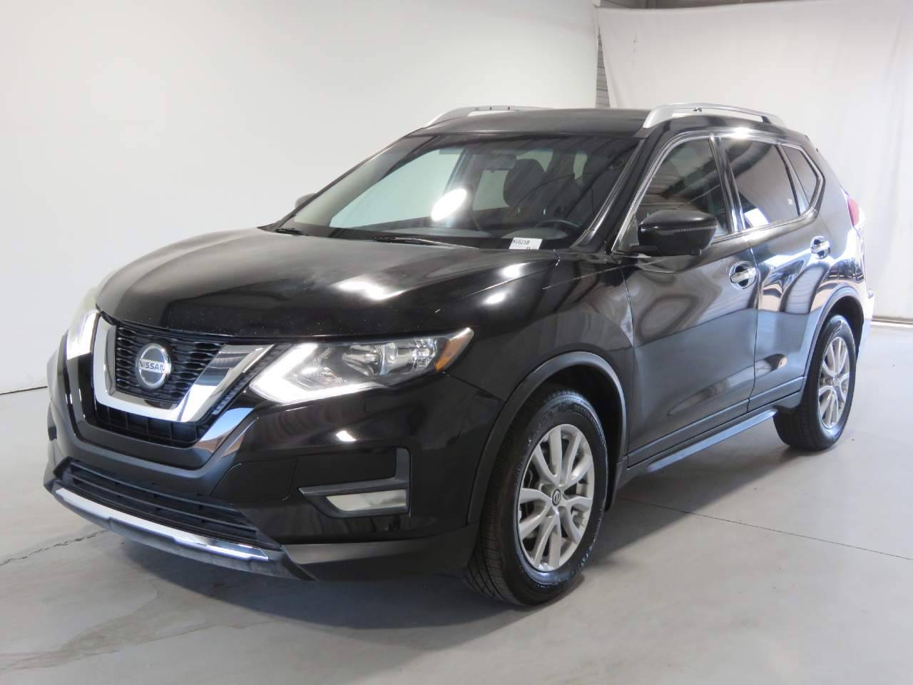 2018 Nissan Rogue SV — SUV — 118,273 mi — Phoenix, AZ