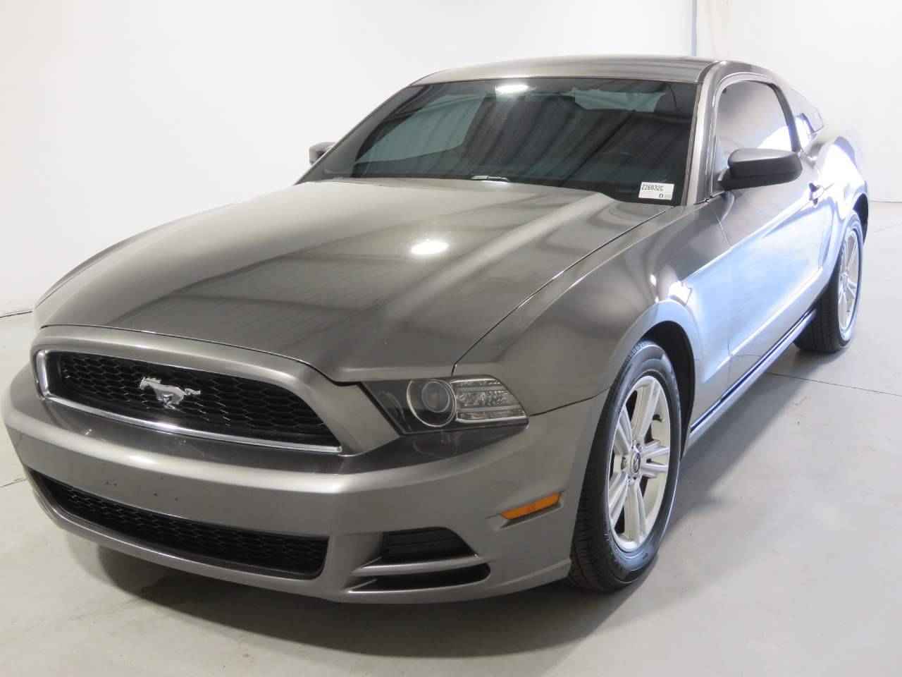 2014 Ford Mustang V6