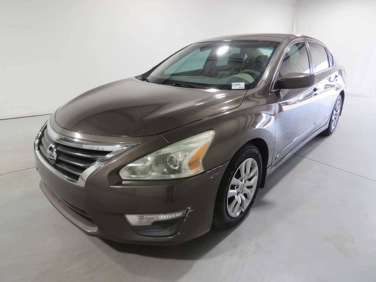 2013 Nissan Altima 2.5 S — Sedan — 151,360 mi — Phoenix, AZ