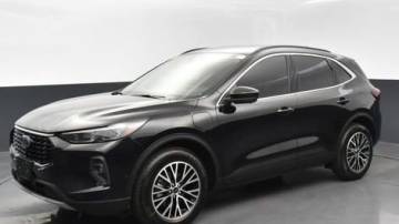 2023 Ford Escape Plug-In Hybrid — SUV — 18,567 mi — Charlotte, NC