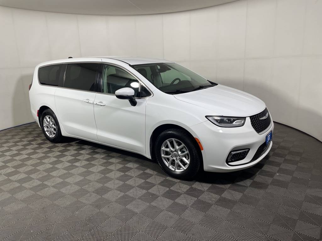 2023 Chrysler Pacifica Touring L — Minivan — 80,654 mi — Twin Falls, ID