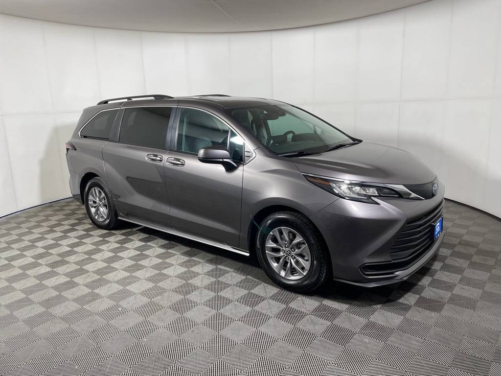 2022 Toyota Sienna LE — Minivan — 140,607 mi — Twin Falls, ID