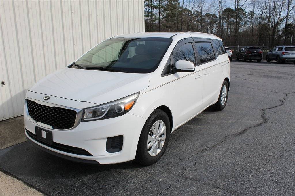 2016 Kia Sedona LX — Minivan — 175,765 mi — Fuquay-Varina, NC
