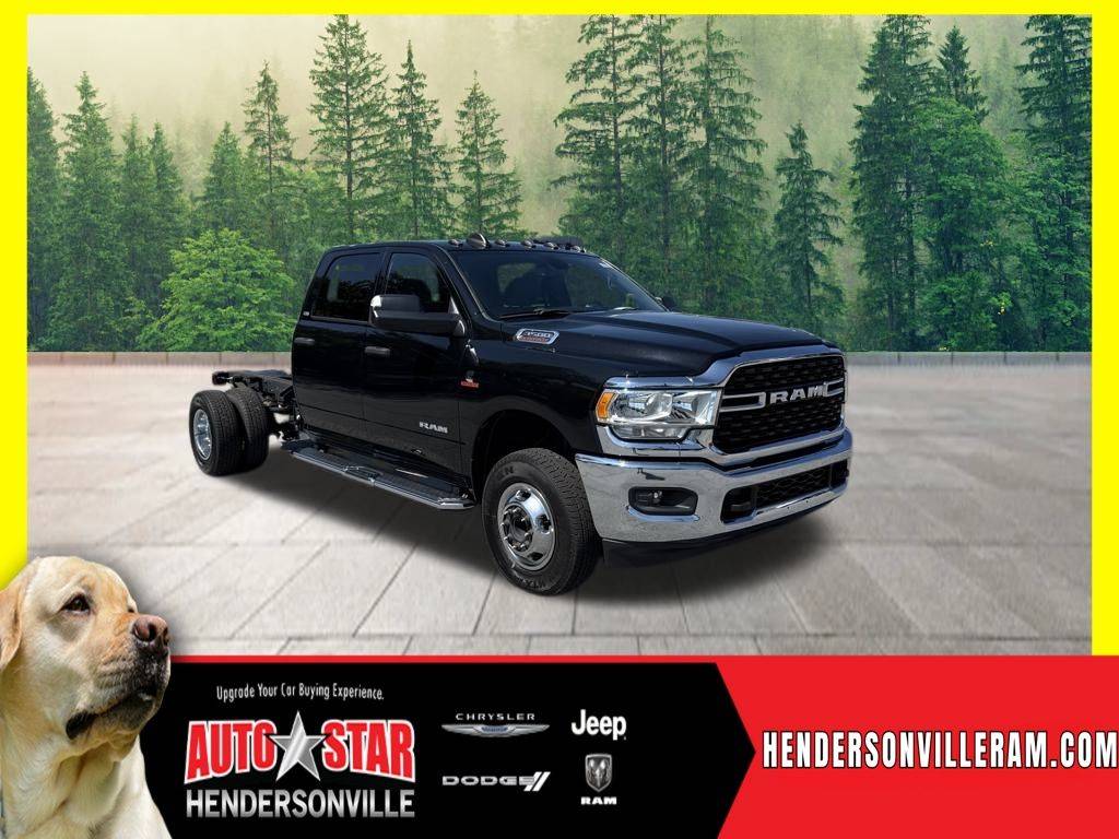2022 Ram 3500 Chassis Cab SLT — Chassis Cab Truck — 46 mi — Hendersonville, NC