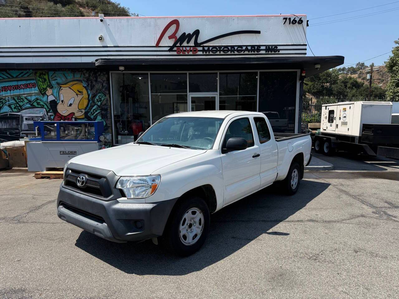 2015 Toyota Tacoma Base — Pickup Truck — 122,102 mi — Tujunga, CA