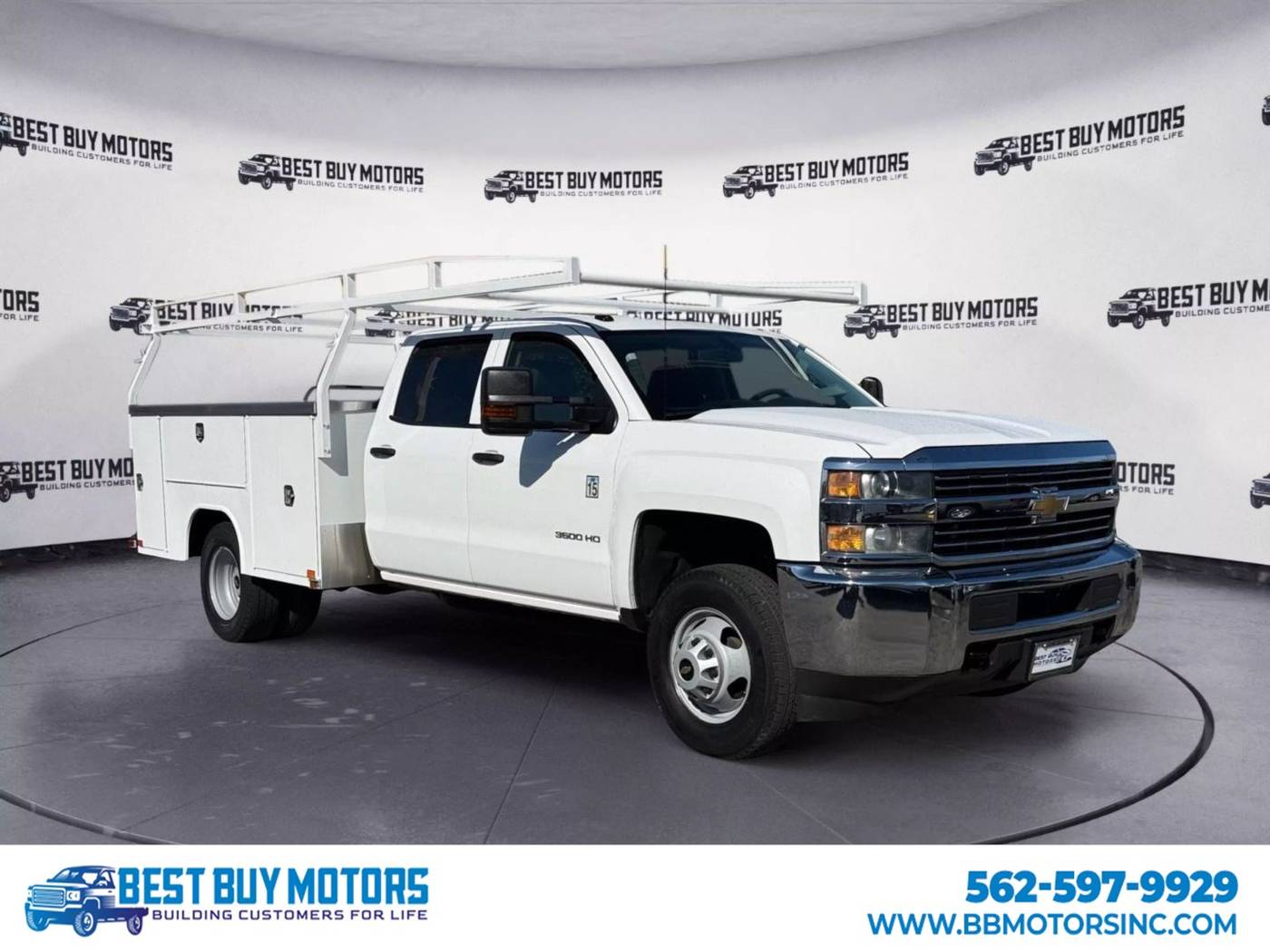 2016 Chevrolet Silverado 3500HD Chassis Cab WT — Chassis Cab Truck — 76,463 mi — Signal Hill, CA