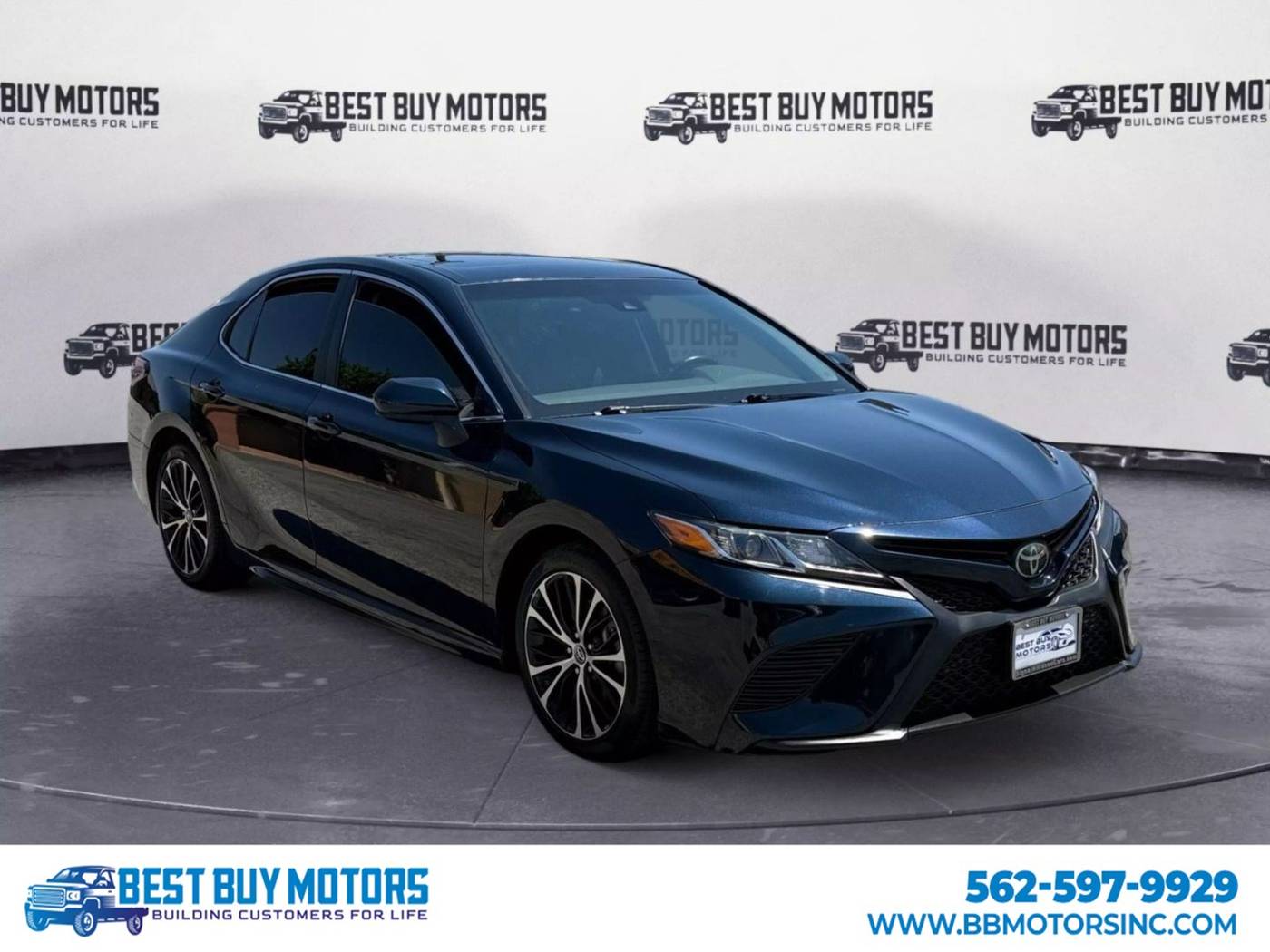 2018 Toyota Camry SE — Sedan — 87,525 mi — Signal Hill, CA