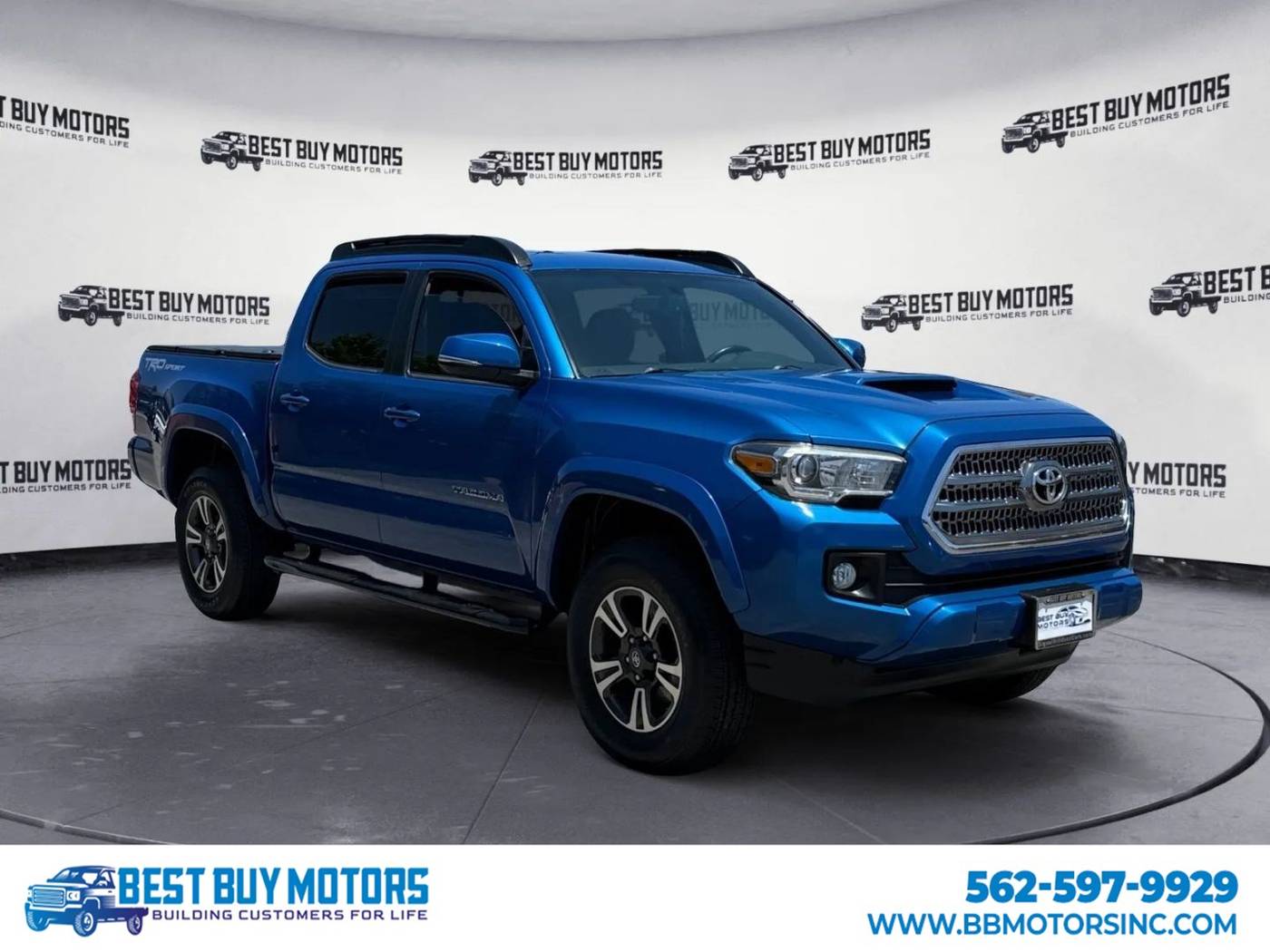 2016 Toyota Tacoma TRD Sport — Pickup Truck — 128,131 mi — Signal Hill, CA