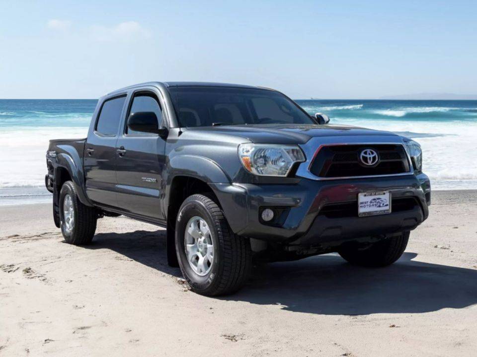 2013 Toyota Tacoma PreRunner — Pickup Truck — 111,590 mi — Signal Hill, CA