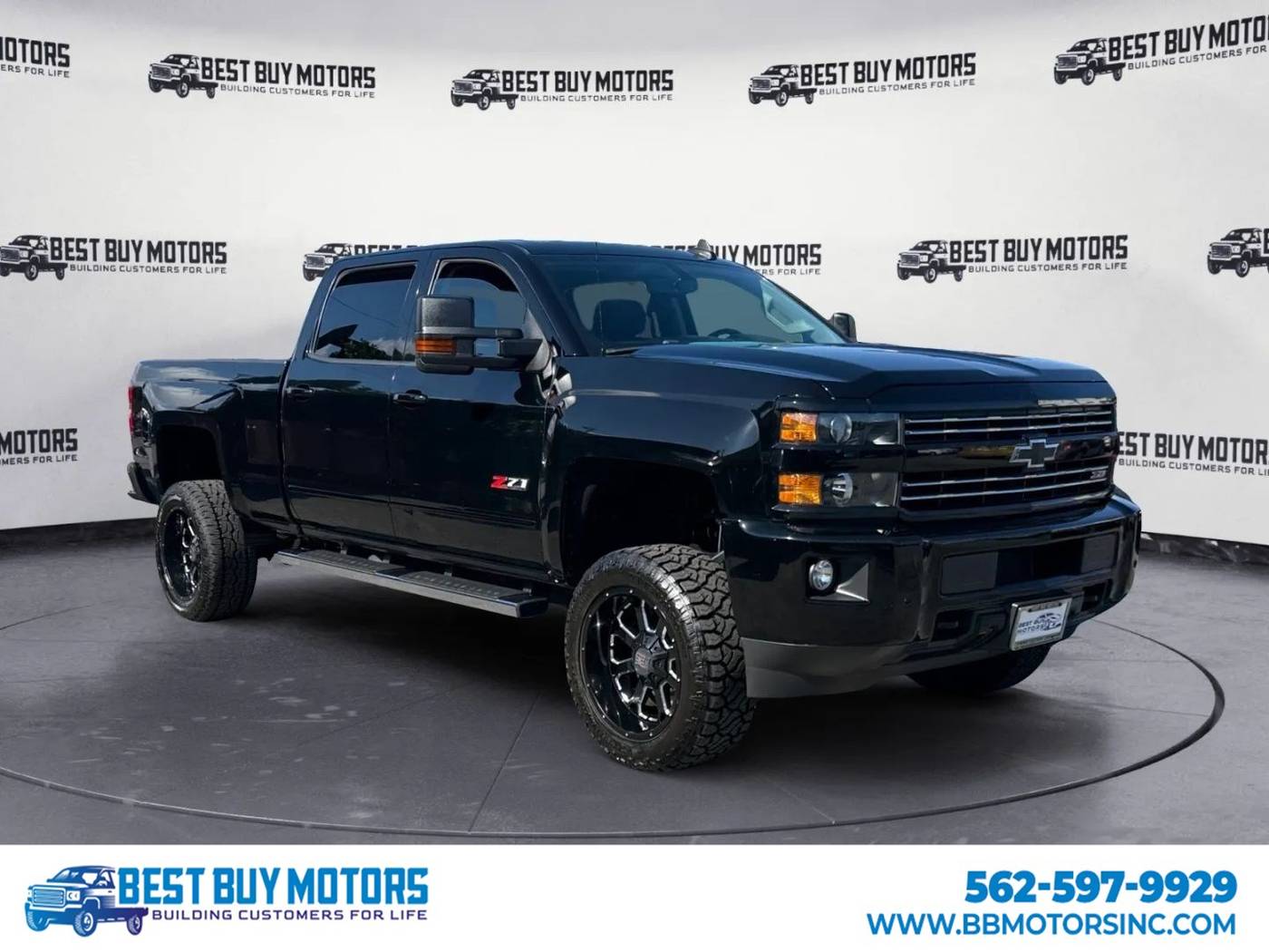 2016 Chevrolet Silverado 2500HD LT — Pickup Truck — 113,395 mi — Signal Hill, CA