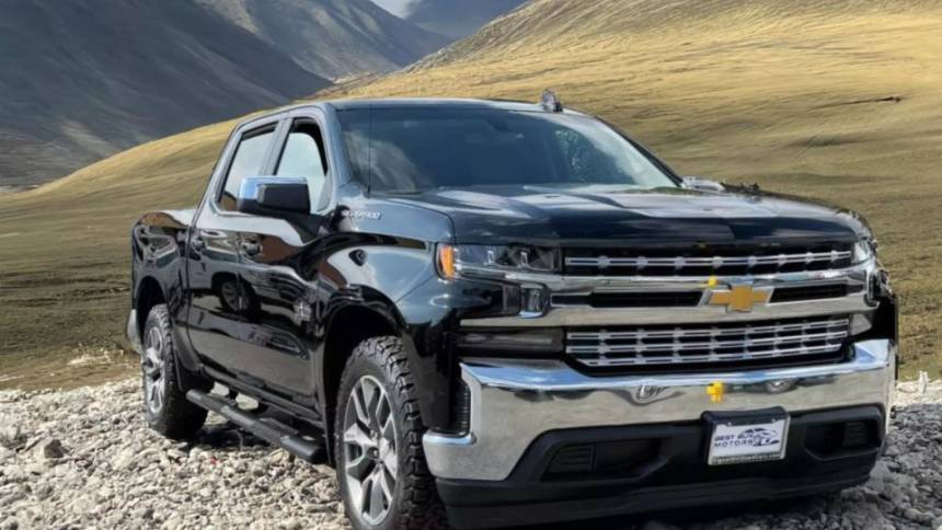2019 Chevrolet Silverado 1500 LT — Pickup Truck — 128,083 mi — Signal Hill, CA