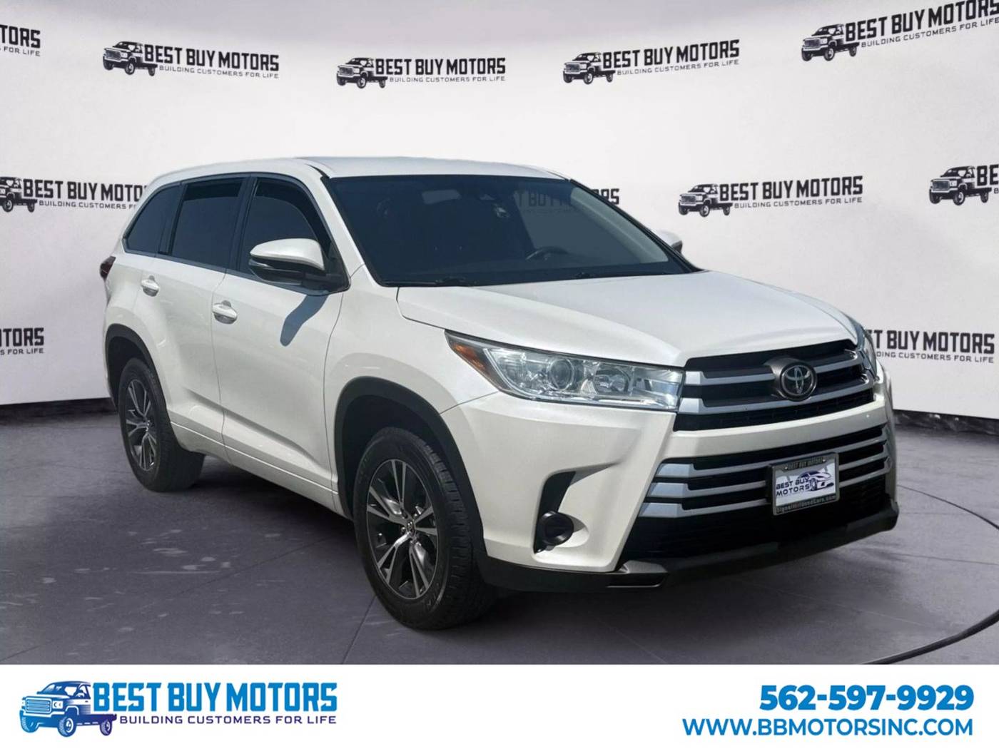 2017 Toyota Highlander LE — SUV — 106,200 mi — Signal Hill, CA