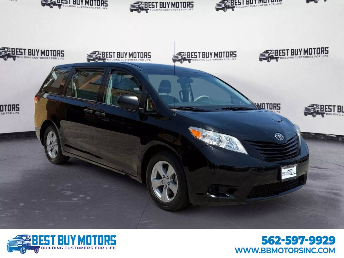 2013 Toyota Sienna L — Minivan — 79,465 mi — Signal Hill, CA