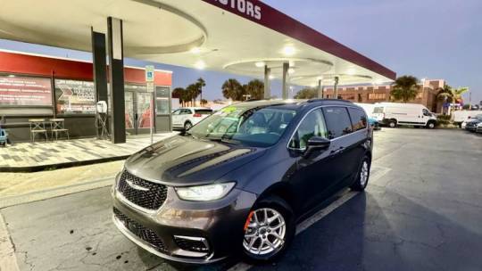 2022 Chrysler Pacifica Touring L — Minivan — 63,513 mi — Fort Myers, FL