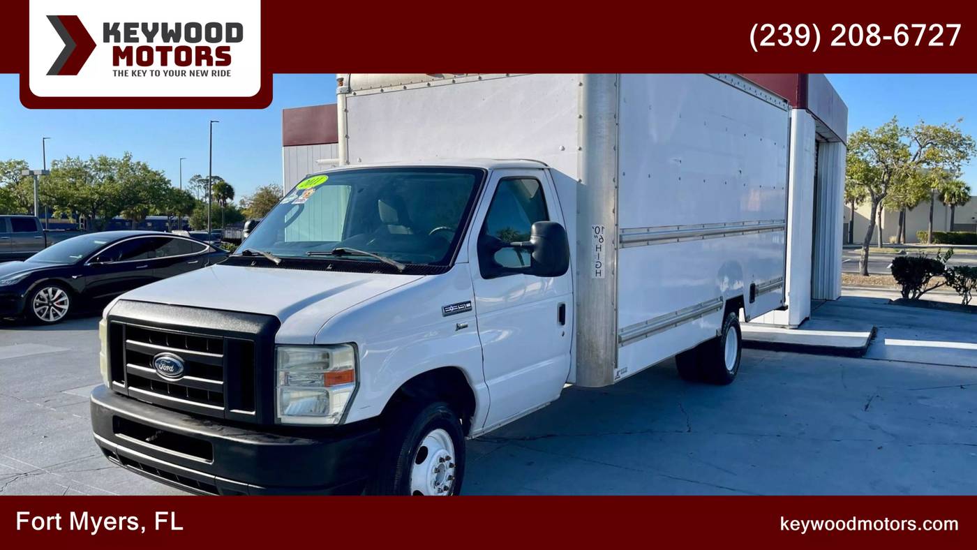 2011 Ford Econoline Commercial Cutaway E-350 — Chassis Cab Truck — 141,254 mi — Fort Myers, FL
