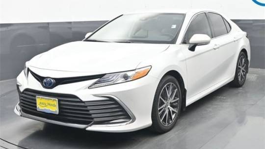 2022 Toyota Camry Hybrid XLE — Sedan — 33,356 mi — Houston, TX
