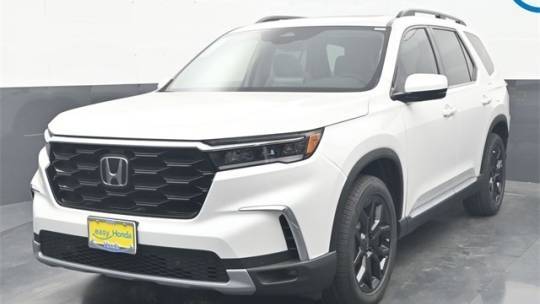 2025 Honda Pilot Touring — SUV — 21 mi — Houston, TX