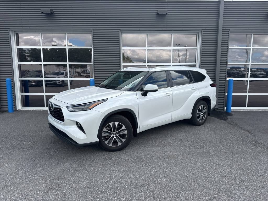 2024 Toyota Highlander XLE — SUV — 33,228 mi — Kingsland, GA