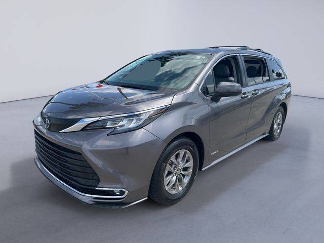 2021 Toyota Sienna XLE — Minivan — 57,666 mi — Tucson, AZ