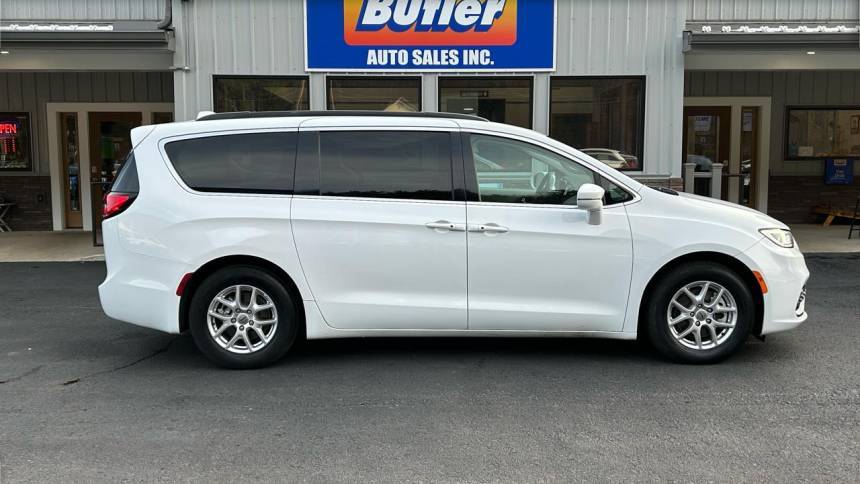 2022 Chrysler Pacifica Touring L — Minivan — 60,900 mi — Sidney, NY