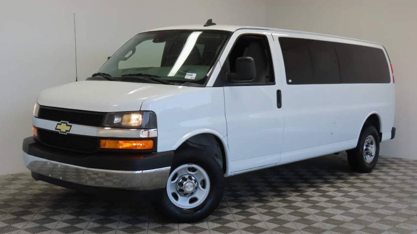 2022 Chevrolet Express Passenger LT — Passenger Van — 45,023 mi — Chandler, AZ