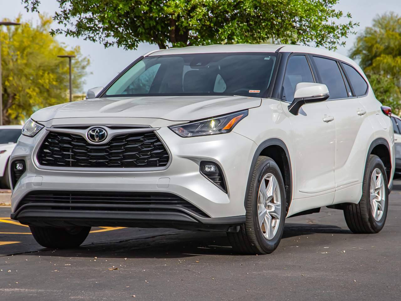 2023 Toyota Highlander LE — SUV — 35,597 mi — Chandler, AZ