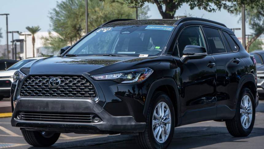 2023 Toyota Corolla Cross LE — SUV — 24,135 mi — Chandler, AZ