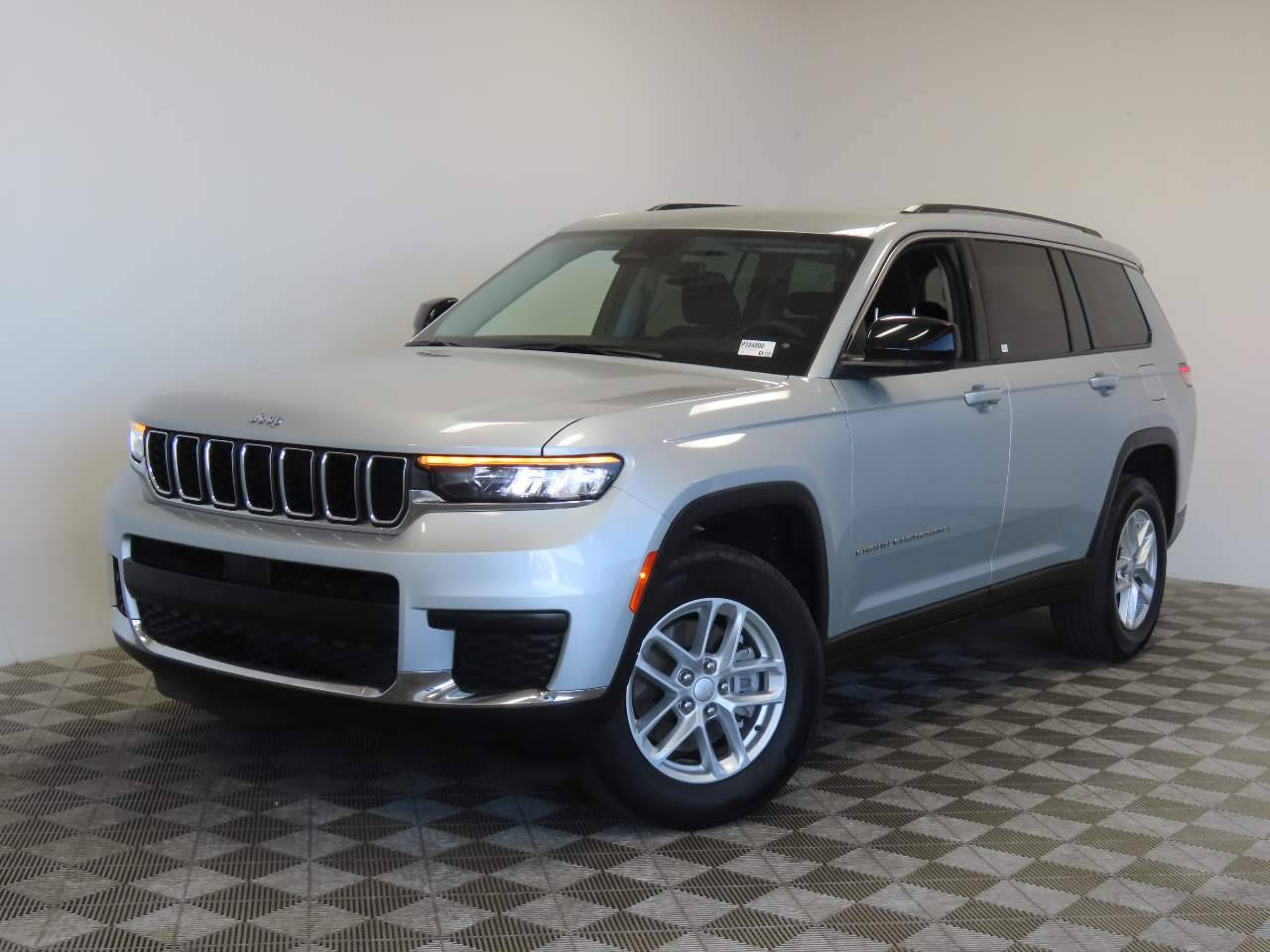 2023 Jeep Grand Cherokee Laredo — SUV — 43,334 mi — Chandler, AZ