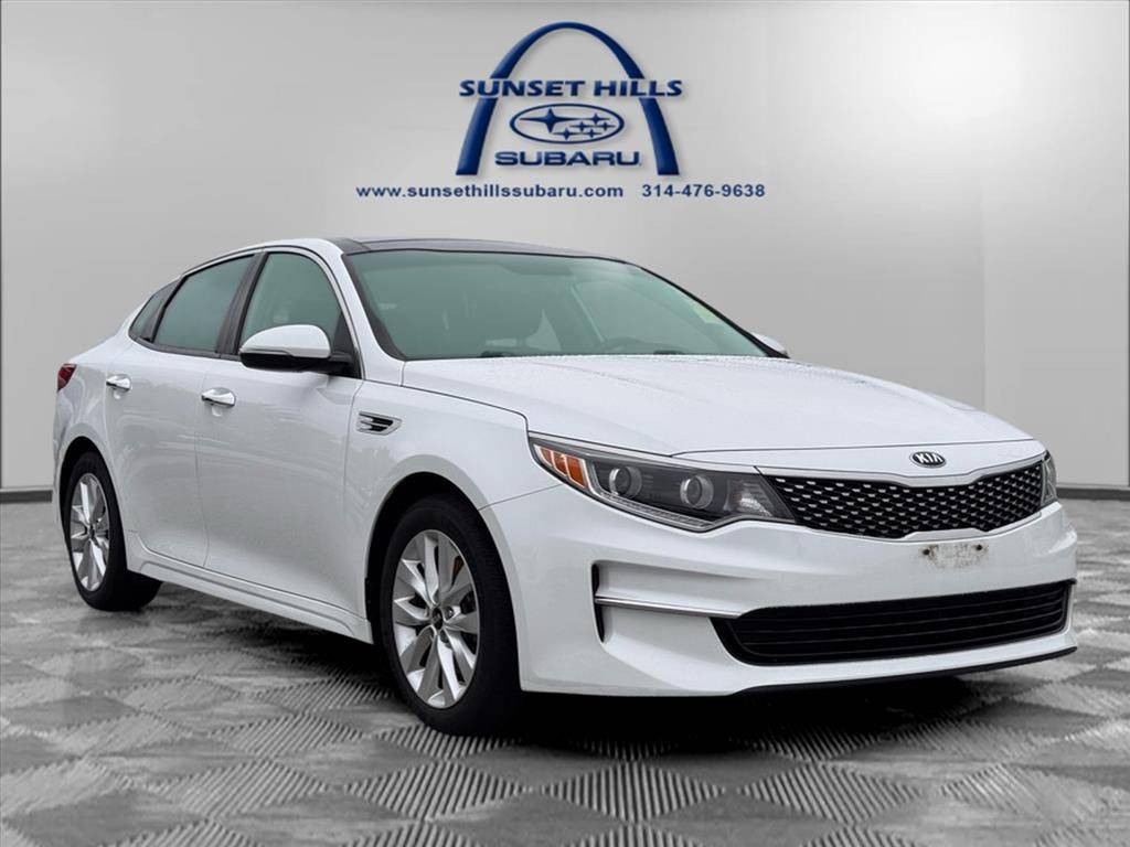 2016 Kia Optima EX — Sedan — 106,152 mi — St Louis, MO