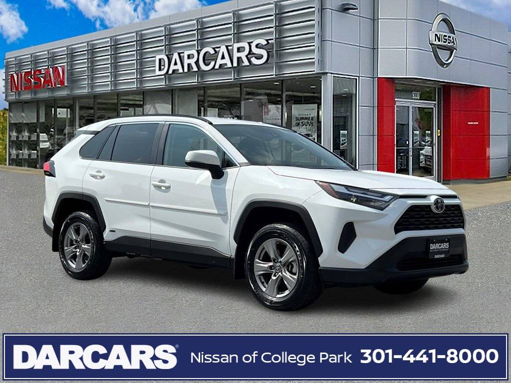 2025 Toyota RAV4 Hybrid XLE — SUV — 6,462 mi — College Park, MD