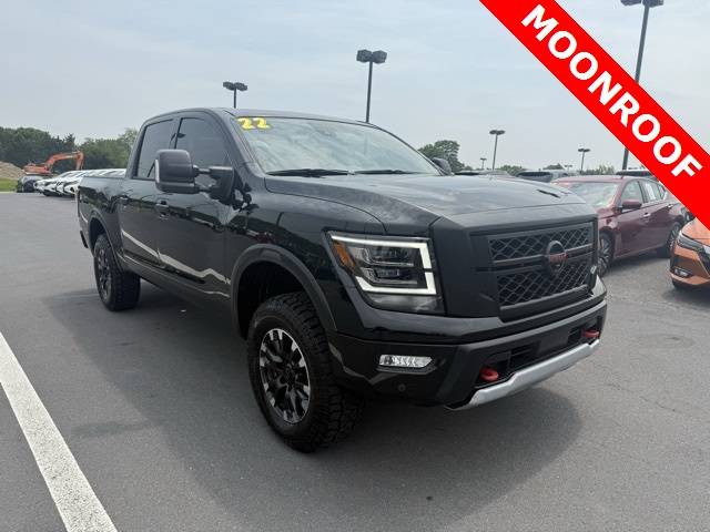 2022 Nissan Titan PRO-4X — Pickup Truck — 33,966 mi — Winchester, VA