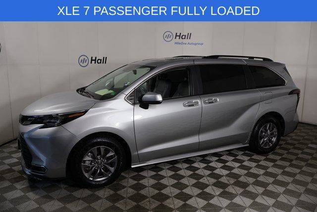 2024 Toyota Sienna XLE — Minivan — 50,577 mi — Virginia Beach, VA