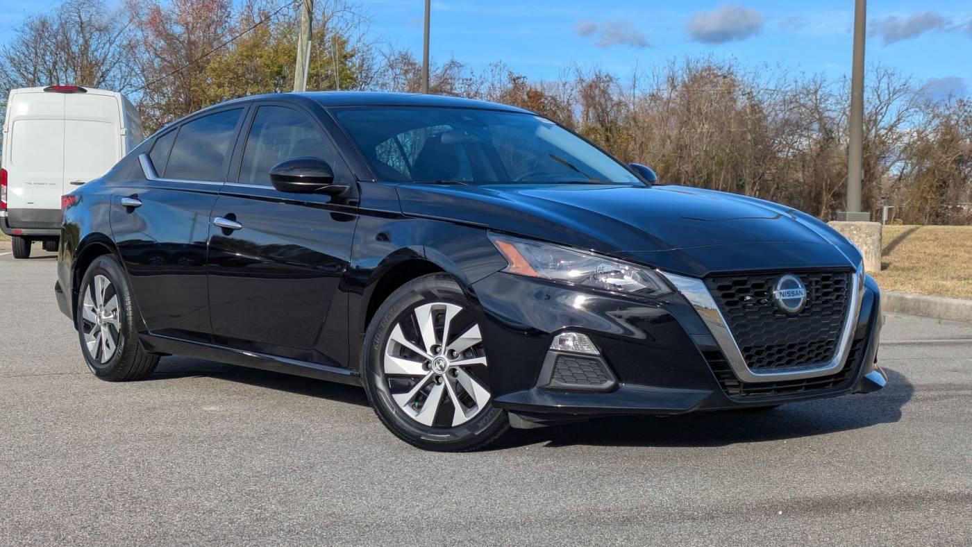 2022 Nissan Altima S — Sedan — 24,880 mi — Prince George, VA