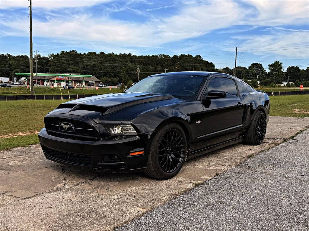 2014 Ford Mustang V6