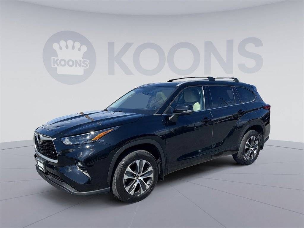 2022 Toyota Highlander XLE — SUV — 35,892 mi — Westminster, MD