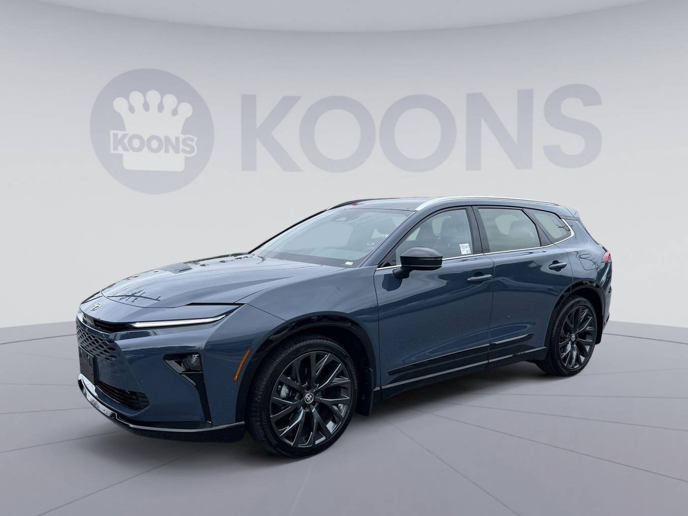 2025 Toyota Crown Signia Limited — SUV — 3,421 mi — Westminster, MD