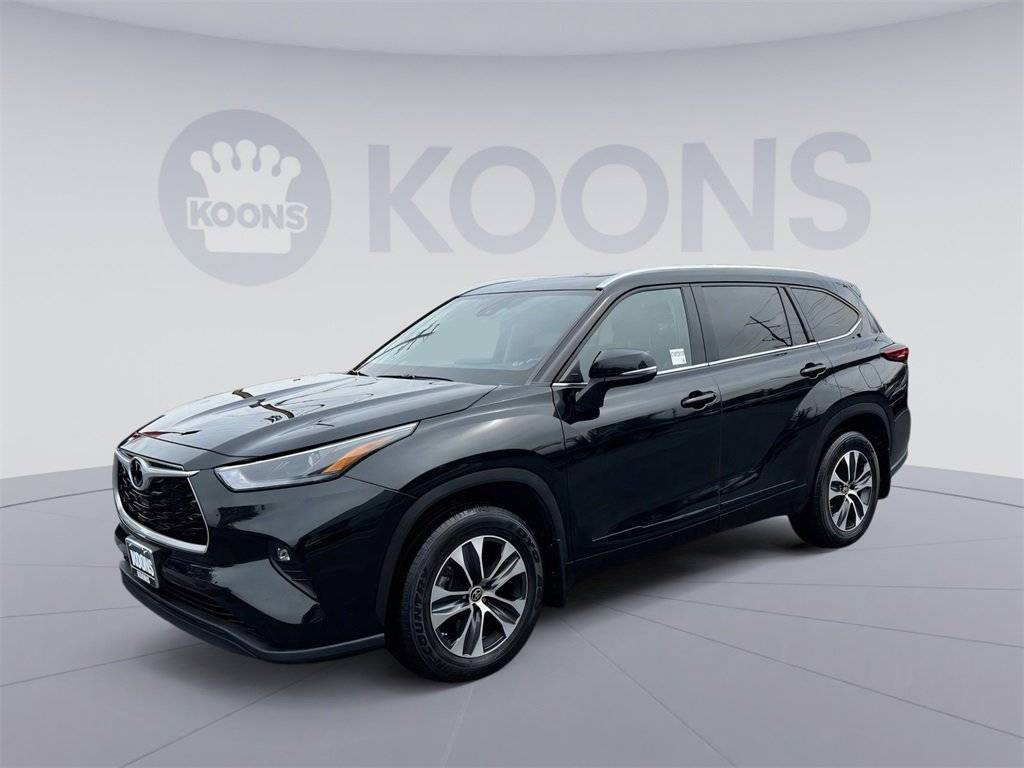 2022 Toyota Highlander XLE — SUV — 20,302 mi — Westminster, MD
