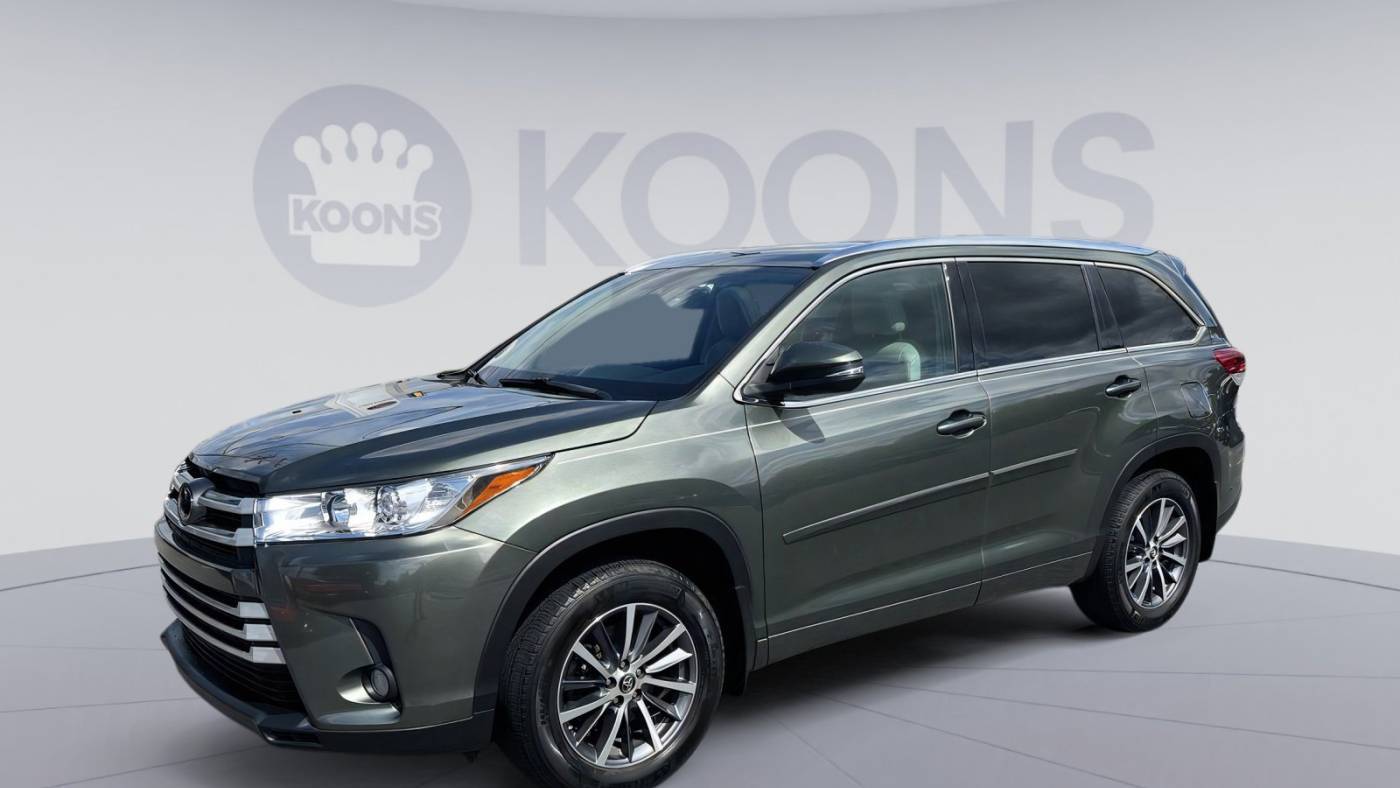 Used 2017 Toyota Highlander for Sale in Glen Arm, MD (with Photos