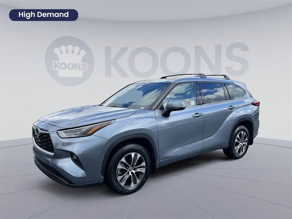 2022 Toyota Highlander XLE — SUV — 18,014 mi — Westminster, MD