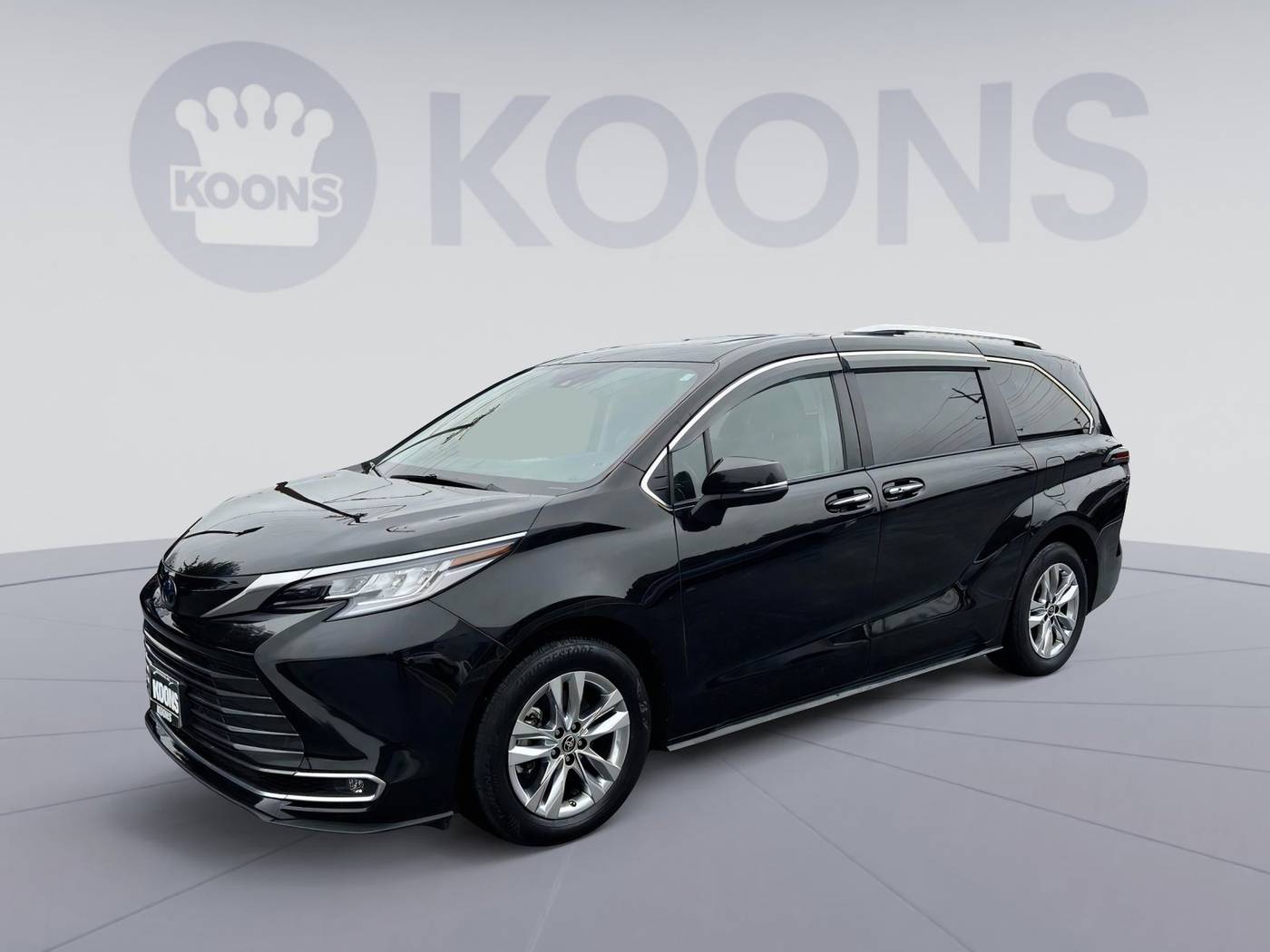 2022 Toyota Sienna Limited — Minivan — 39,123 mi — Westminster, MD
