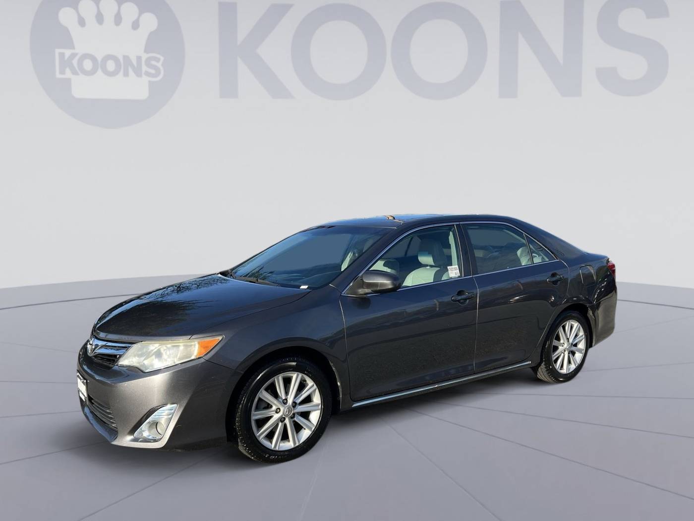 2014 Toyota Camry XLE — Sedan — 97,373 mi — Westminster, MD