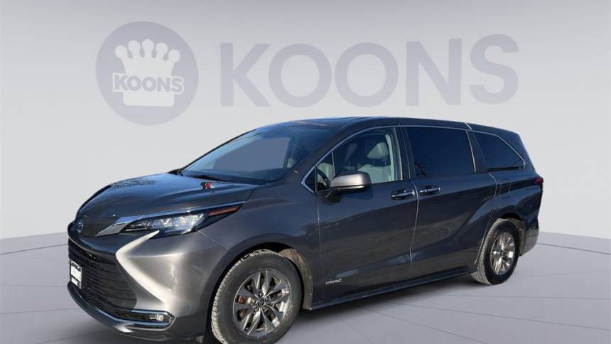 2021 Toyota Sienna XLE — Minivan — 44,890 mi — Westminster, MD
