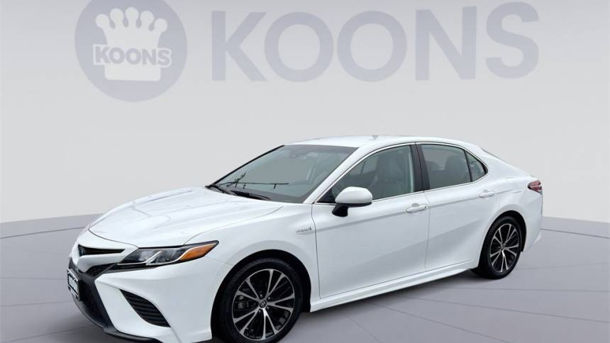 2020 Toyota Camry Hybrid SE — Sedan — 89,134 mi — Westminster, MD