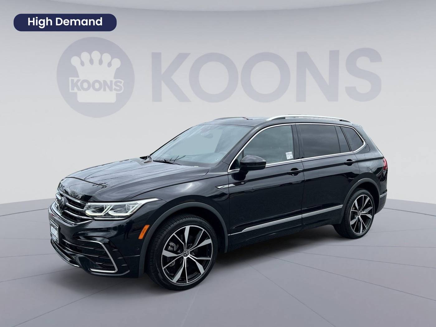 2022 Volkswagen Tiguan SEL R-Line — SUV — 22,055 mi — Westminster, MD